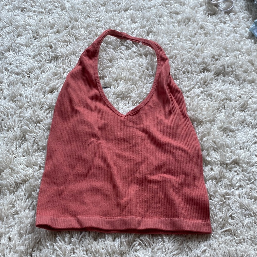 Urban seamless halter top